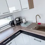 Panoráma úszóház 2 *