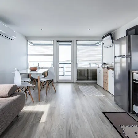 Hotel na wodzie Panorama Uszohaz 2 *